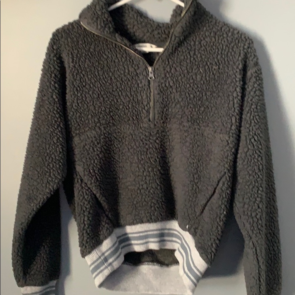 Sherpa Sweatshirt With Gray Trim